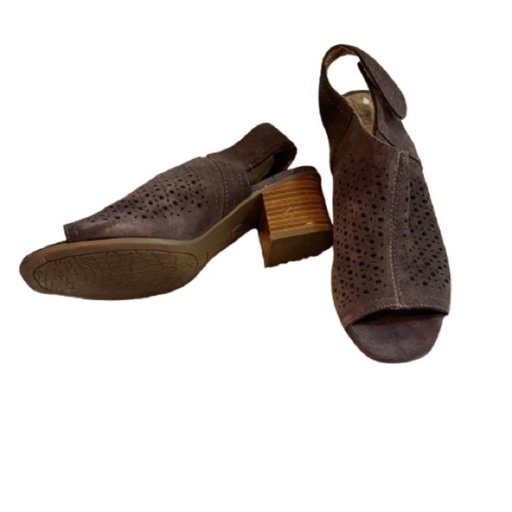 Gray Suede Open-Toe Mules with Chunky Heel in size 6.5